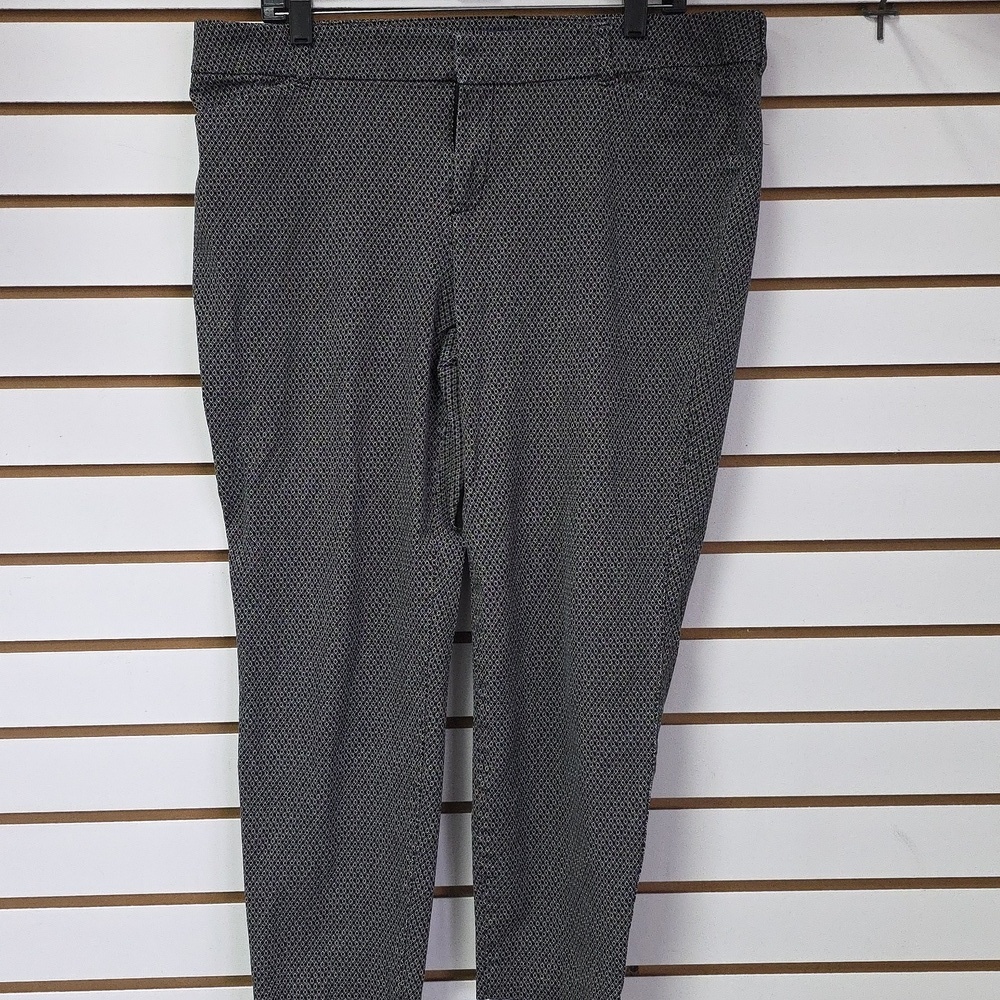 Old Navy Pixie Mid Rise Pants 16R